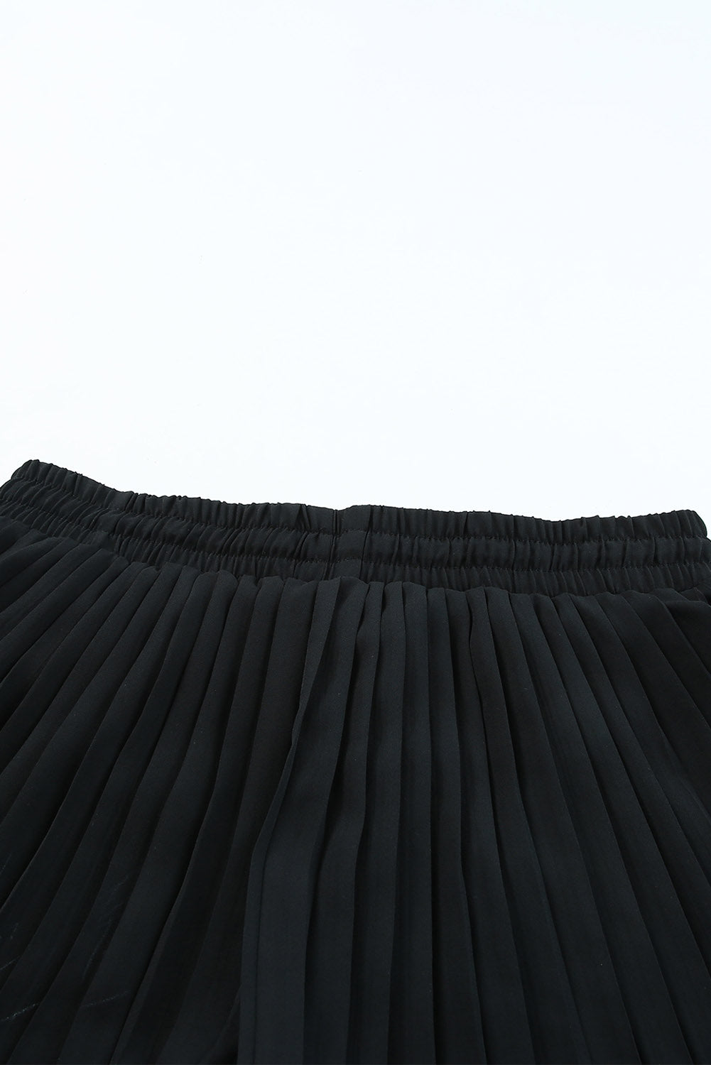 Drawstring Waist Flowy Pleated Shorts